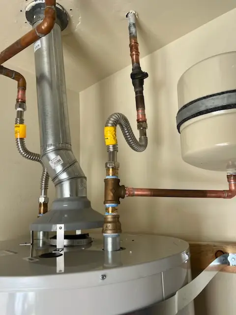 Water heater installation and plumbing repair in Rockdale